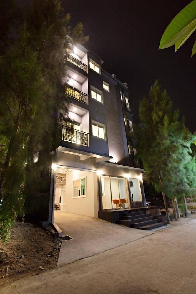Nature Pine Residence Rawai Exterior foto